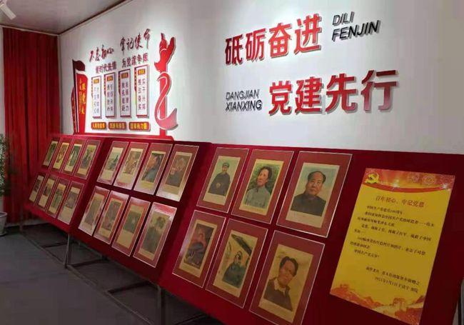 拥堵的停车场